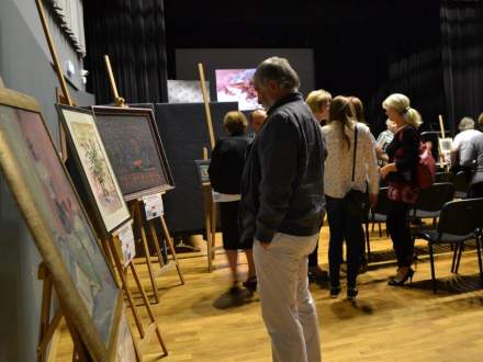 Wernisaż wystawy "Więcej niż obraz-poczuj malarstwo wszystkimi zmysłami"